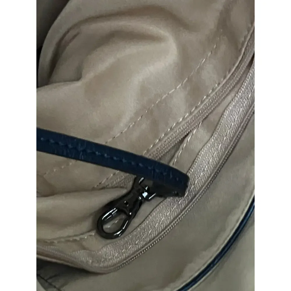 Borgasets Leather Tote Bag Navy - Picture 6 of 11